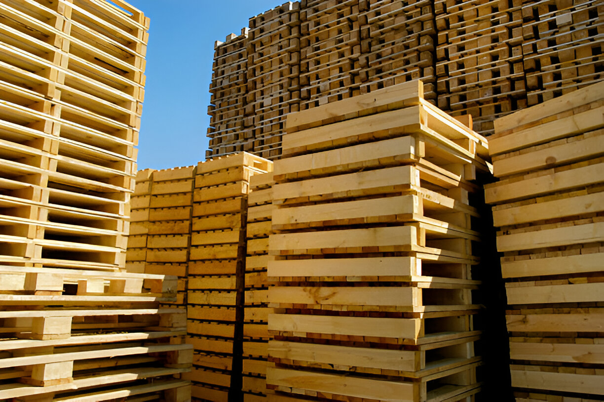 Industrial packaging pallets at SKN Industries